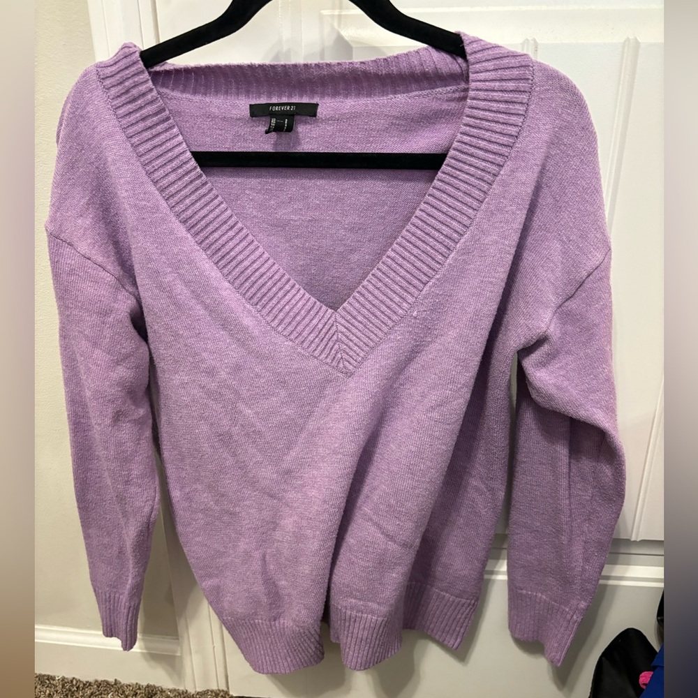 Deep v sweater